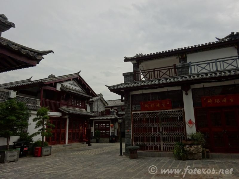 13
Yunnan - Dali
Calles
Palabras clave: Elenita