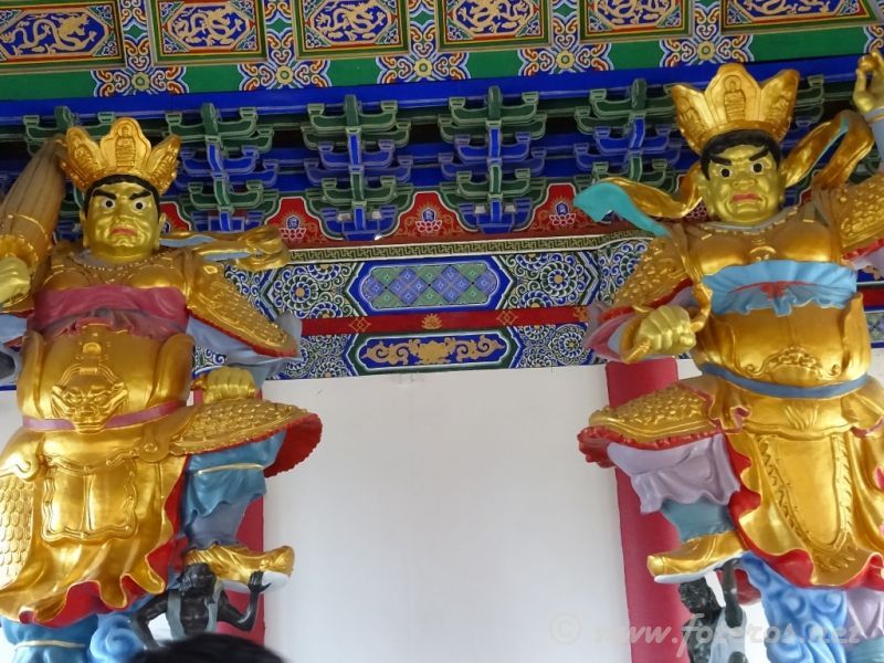 37
Yunnan - Dali
Templo Pagodas
Palabras clave: Elenita