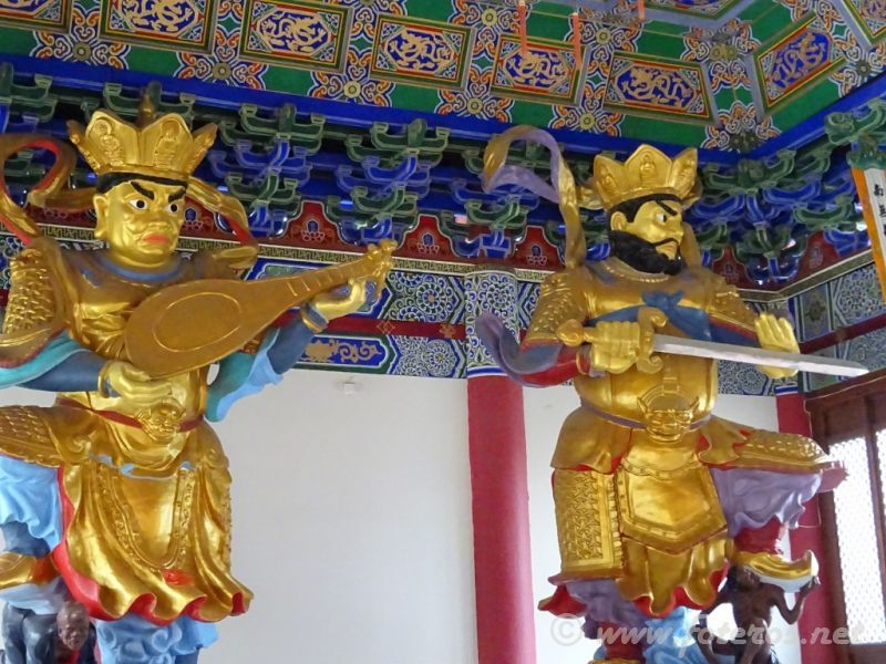 39
Yunnan - Dali
Templo Pagodas
Palabras clave: Elenita