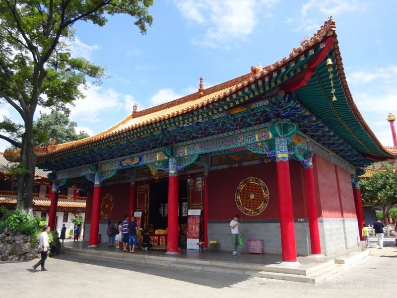 04
Yunnan-Kunming
Templo Yuantong
Palabras clave: Elenita