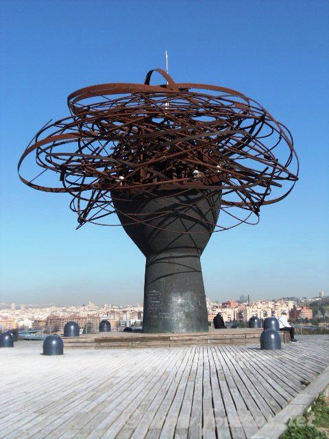 14
La Dama del Manzanares (Manolo ValdÃ©s)
